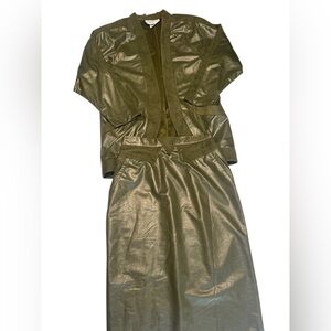 Vintage Olive Green Two-Piece Women's Set